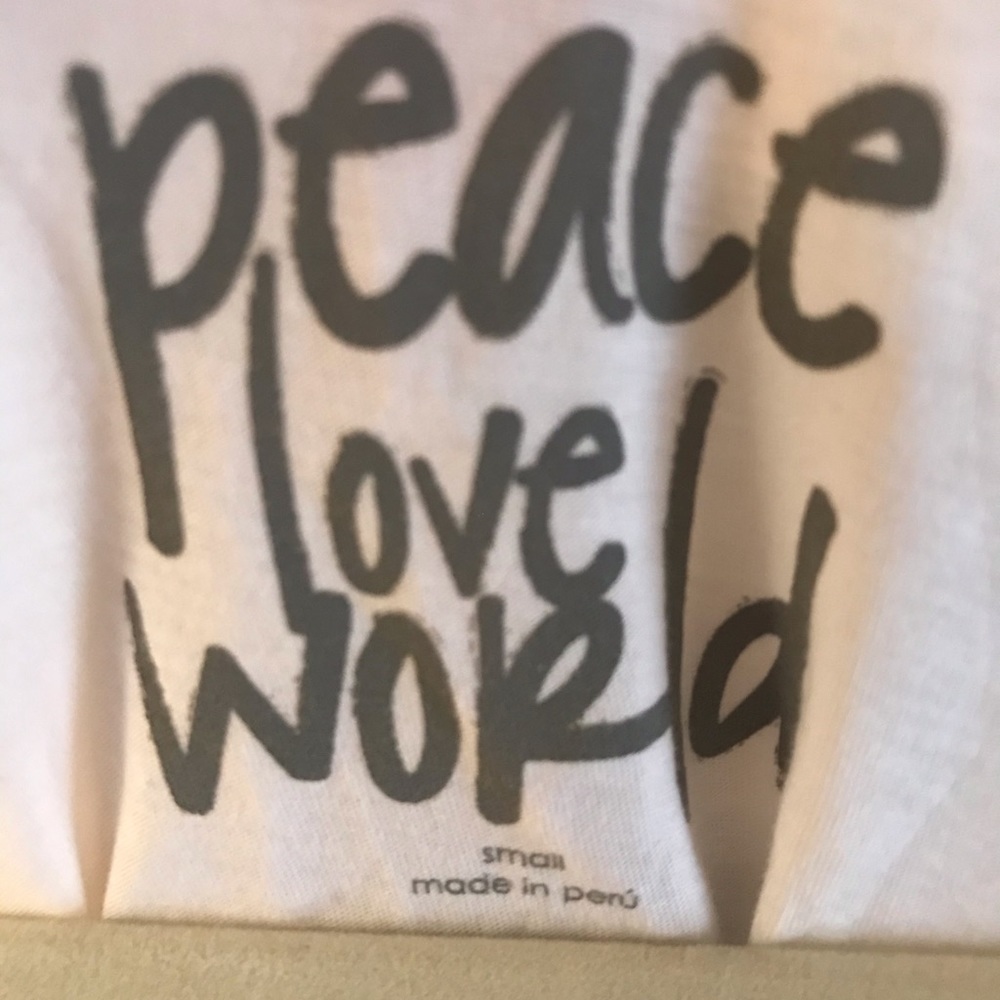 PEACE LOVE WORLD WHITE COTTON SMALL TEE NEW - Picture 4 of 10
